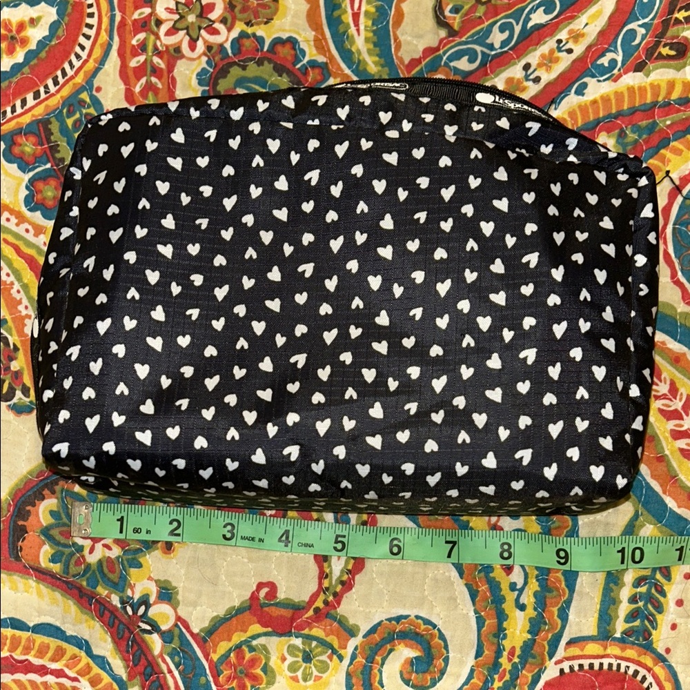 Black Heart Patterned Pouch